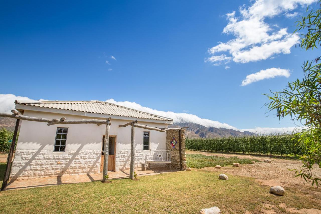 Lank-Gewag Farm Cottage With Private Hottub มอนตากู ภายนอก รูปภาพ