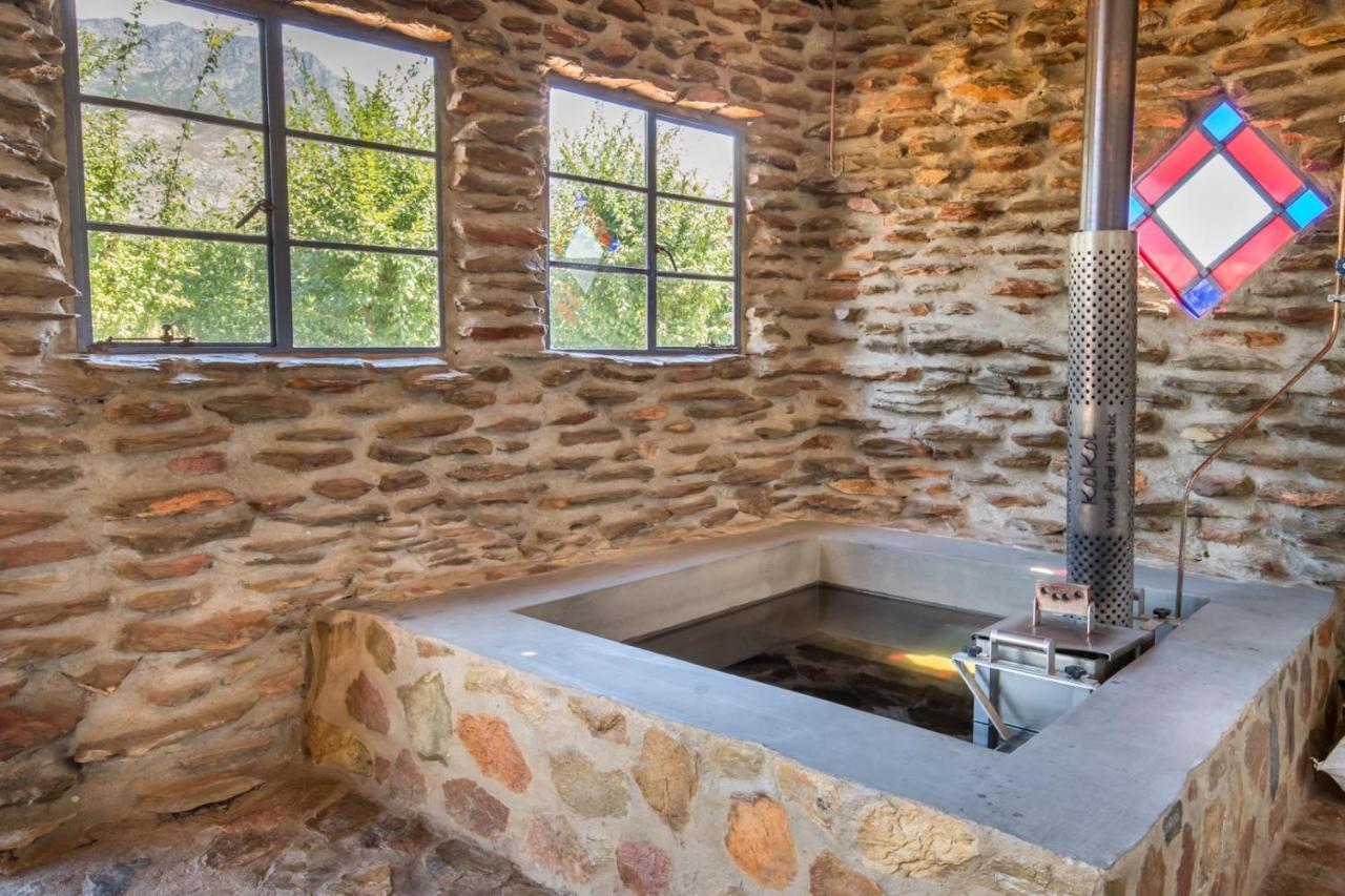 Lank-Gewag Farm Cottage With Private Hottub มอนตากู ภายนอก รูปภาพ